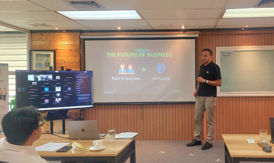 Jerry Ilao teaching the future of business with AI agents at PAIBA's hybrid AI Roadmap for Business Owners workshop