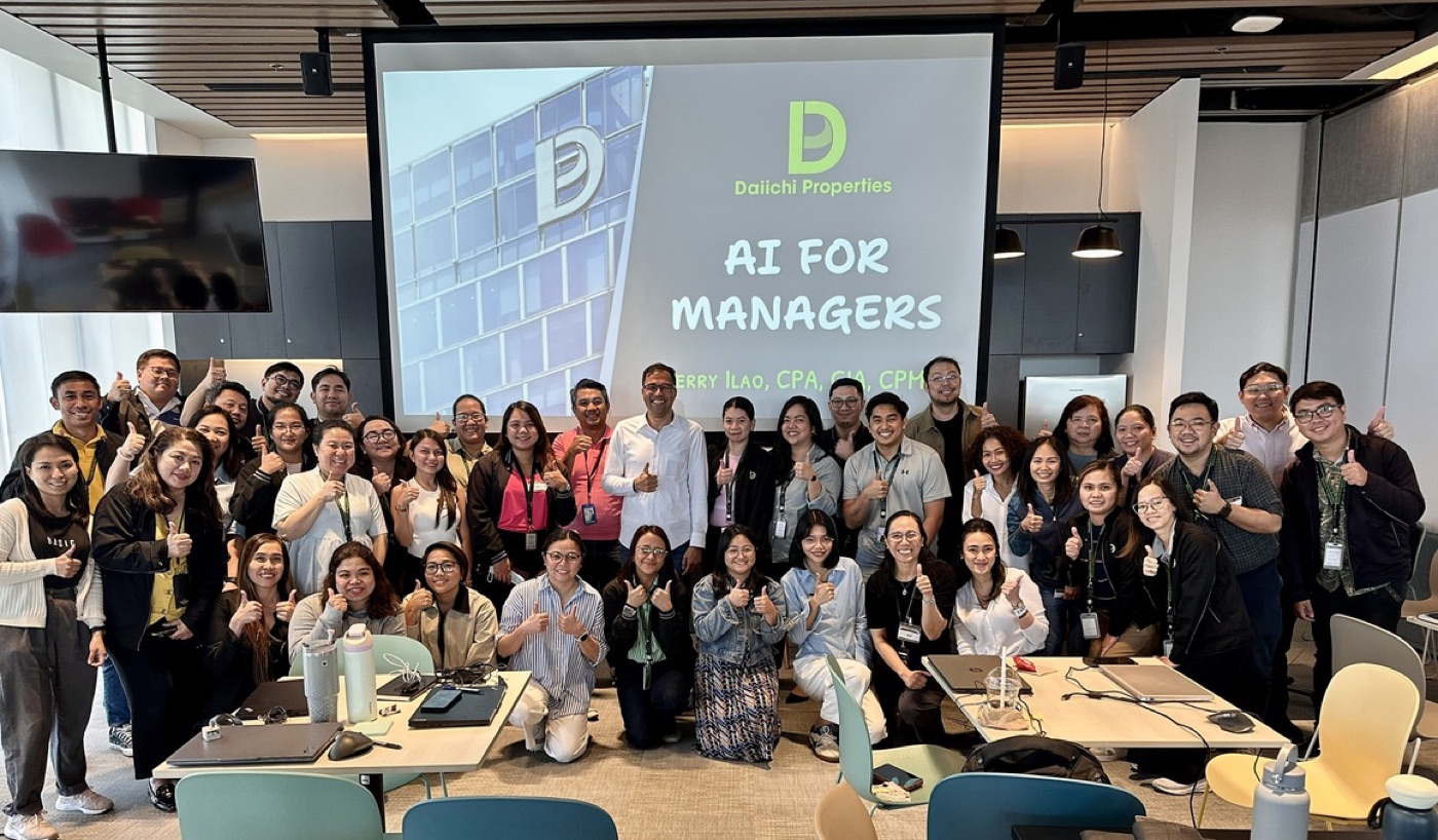 AI for Managers workshop — group photo of the full cohort